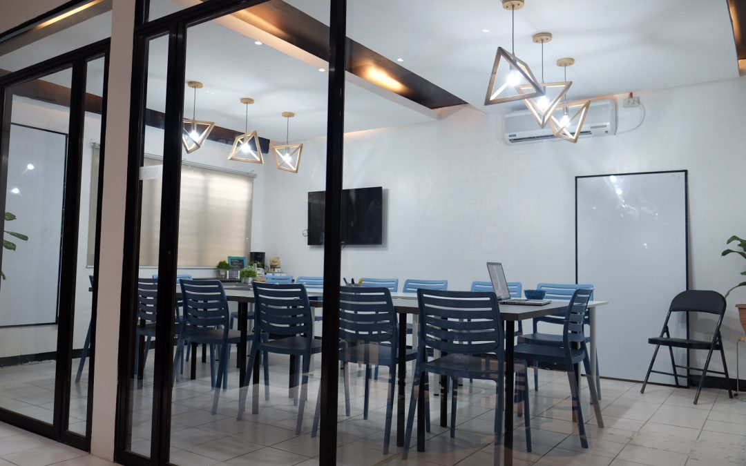 MEETING ROOM